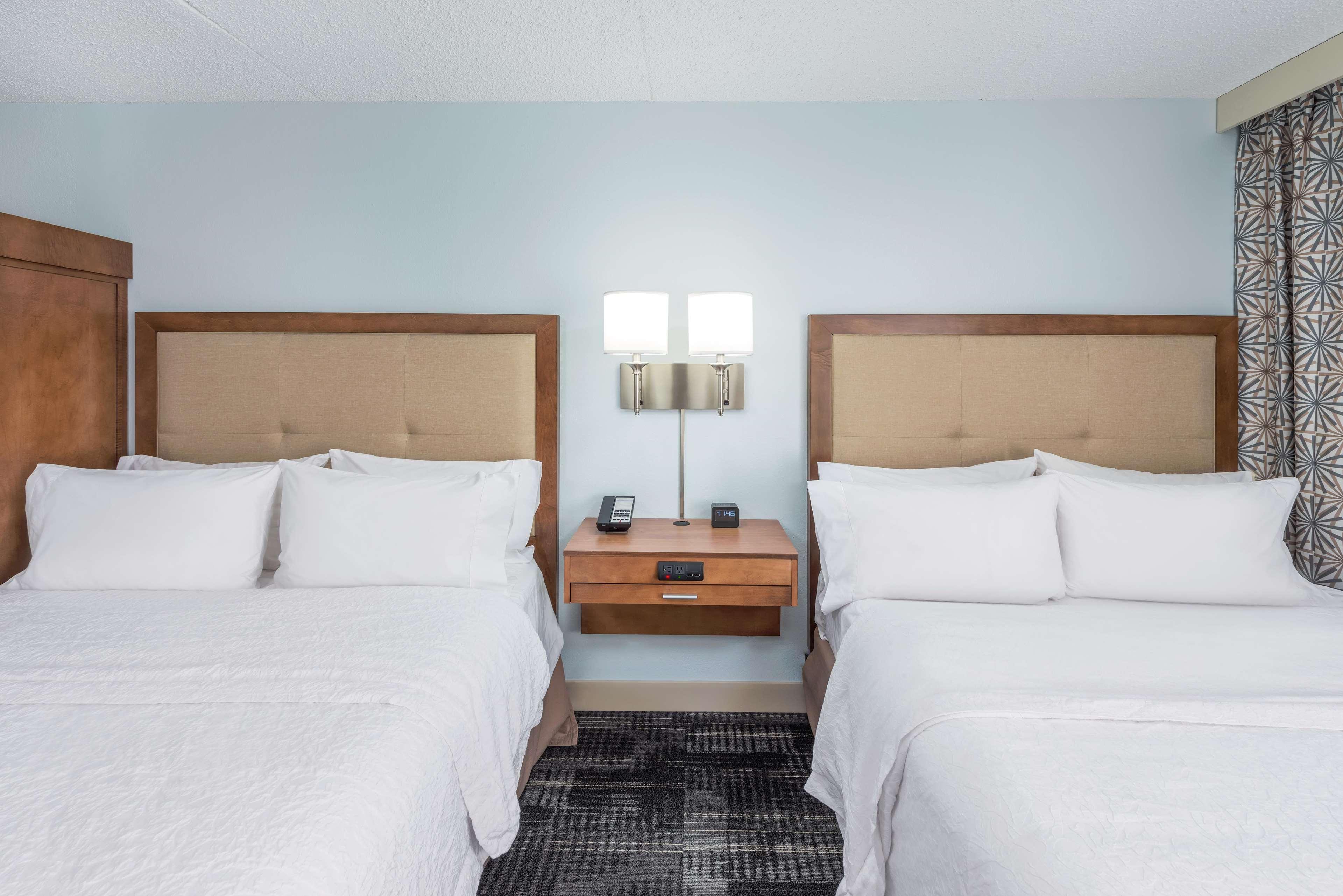 Hampton Inn Кълъмбия Екстериор снимка