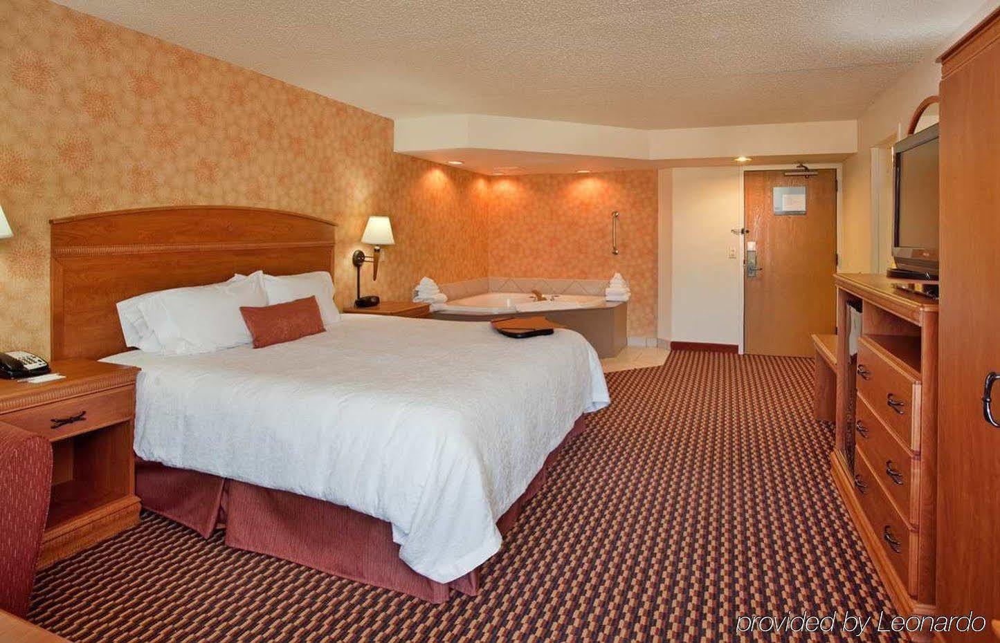 Hampton Inn Кълъмбия Екстериор снимка